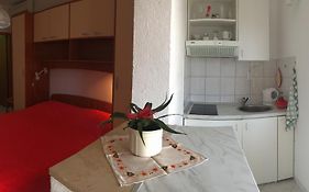 Apartments Bilic Nemira